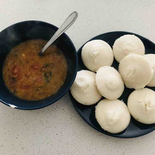Idli sambhar