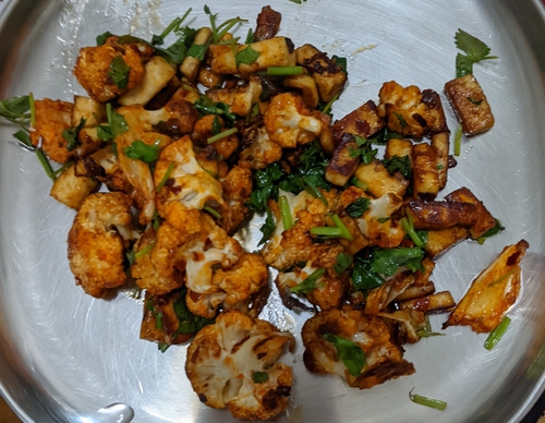 Cauliflower paneer manchurian