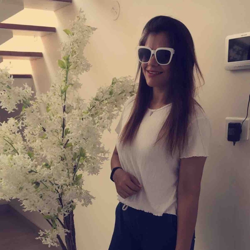 Juhi R Pateriya