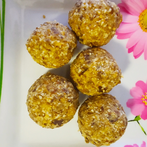 Nuts Laddu