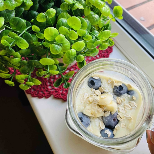 Blueberry Banana protein overnight oats