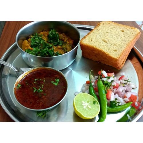 Jhanjanit Misal - Diet Anusar