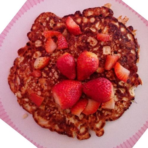 Strawberry Protein Pancake 🥞