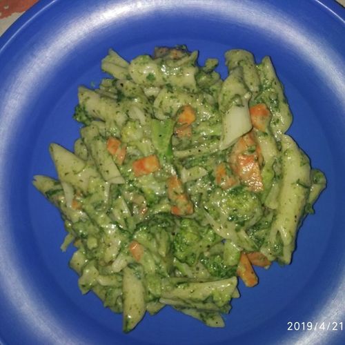 white sauce wheat pasta