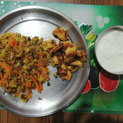 Chicken breast & carrot pulao