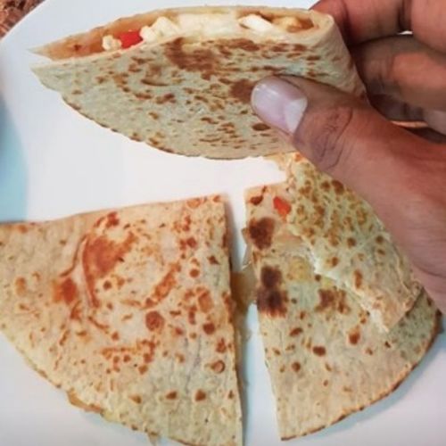 How To Make Cheese and Paneer Quesadilla Recipe