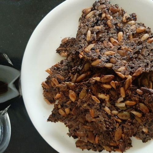 chia crackers