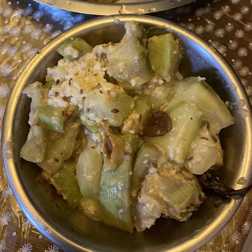 Simple doodhi (bottle gourd)