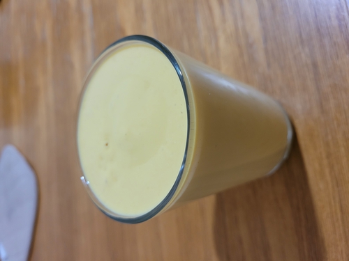 Cottage Cheese Mango Smoothie