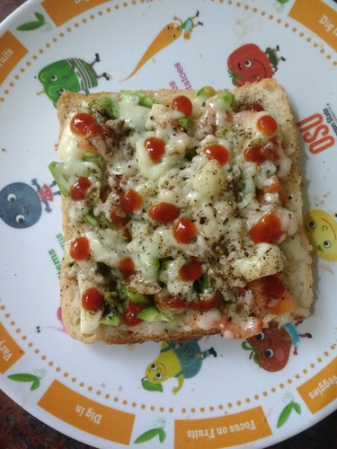 Cheeze bread pizza
