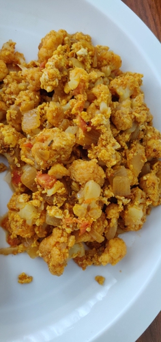 Cauliflower egg fry