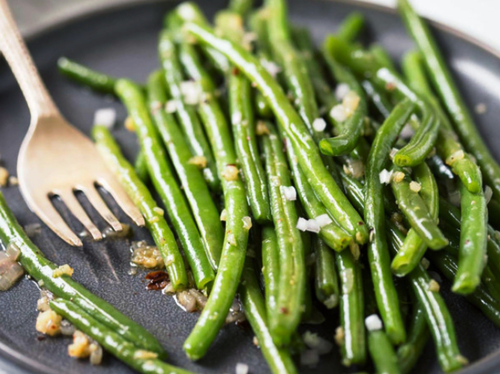 HEALTHY GARLIC GREEN BEANS RECIPE