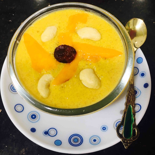 semolina kheer with whey and mango
