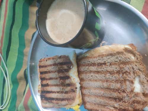 4 egg(3 whole egg, 1egg white) cheese sandwich with double expresso whey latte