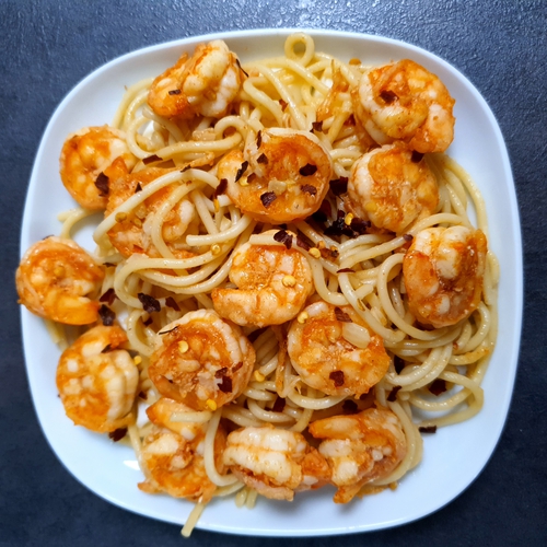 Spicy Garlic Prawn Pasta