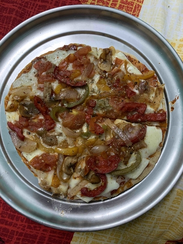 thin crust cheese overload pizza