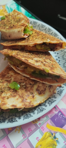Veggie Cheesy Tortillas
