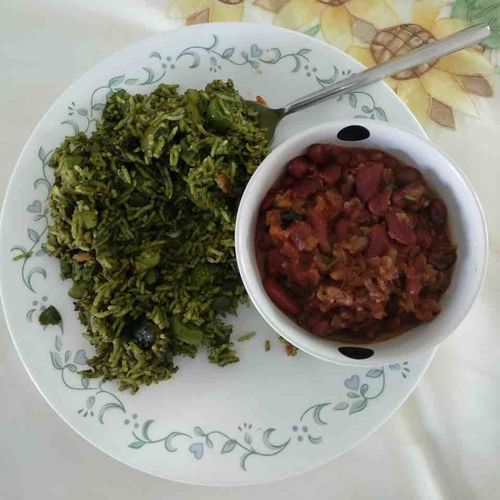 Spinach Rice with Rajma