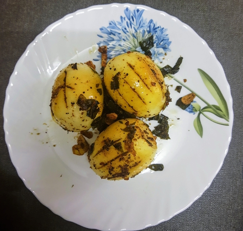 Egg Black Pepper Ghee Roast