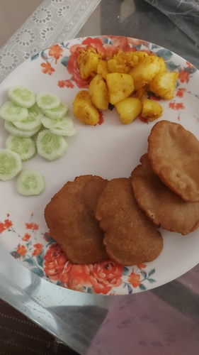 puri and aloo sabji